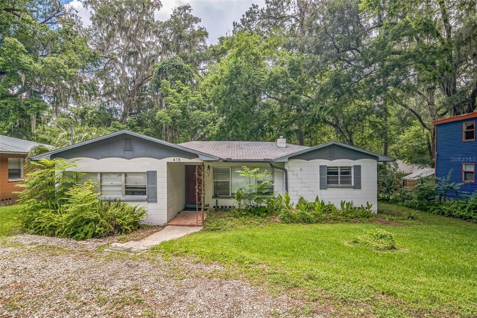 418 NW 27th Terr