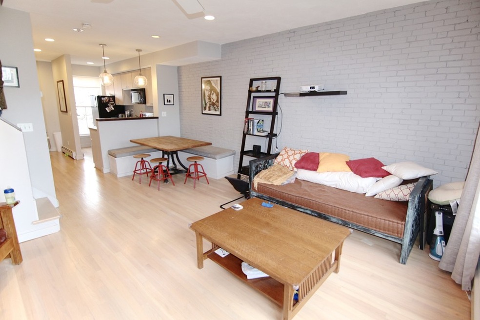 28 Bigelow St unit B, Cambridge, MA 02139 - photo 1