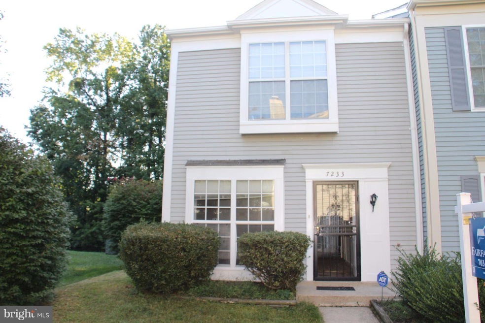 7233 Parsons Ct, Alexandria, VA 22306 - photo 1