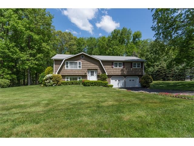 120 Coe Ave, Stratford, CT 06614 - photo 1