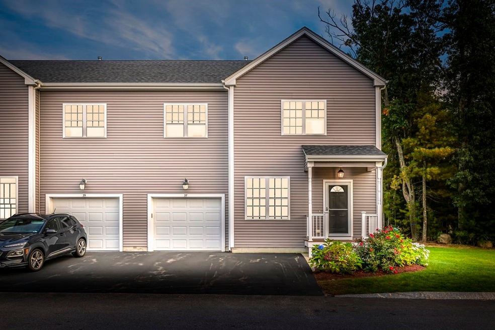 37 Beaver Pond Rd unit 37, Milford, MA 01757 - photo 1