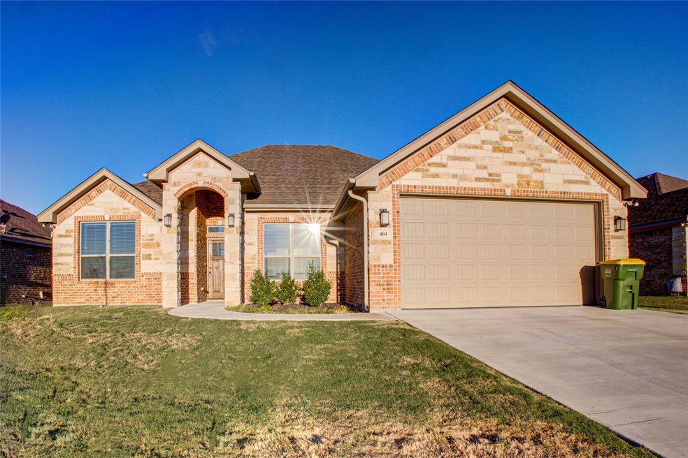 404 Magnolia Dr, Troy, TX 76579 - photo 1