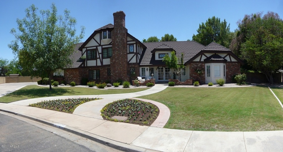 1934 E Elmwood Cir, Mesa, AZ 85203 - photo 1