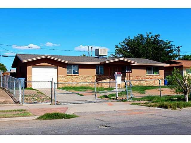 7737 Broadway Dr, El Paso, TX 79915 - photo 1