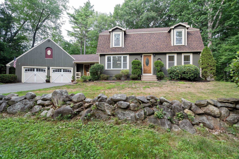 14 Spofford Rd, Auburn, NH 03032 - photo 1