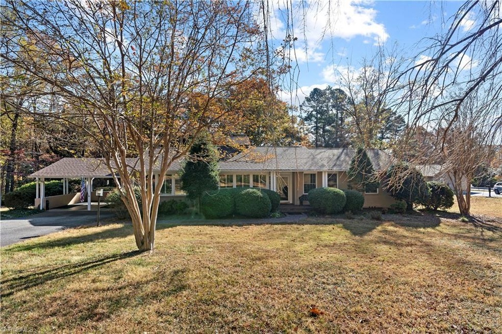 1018 Westmont Dr, Asheboro, NC 27205 - photo 1