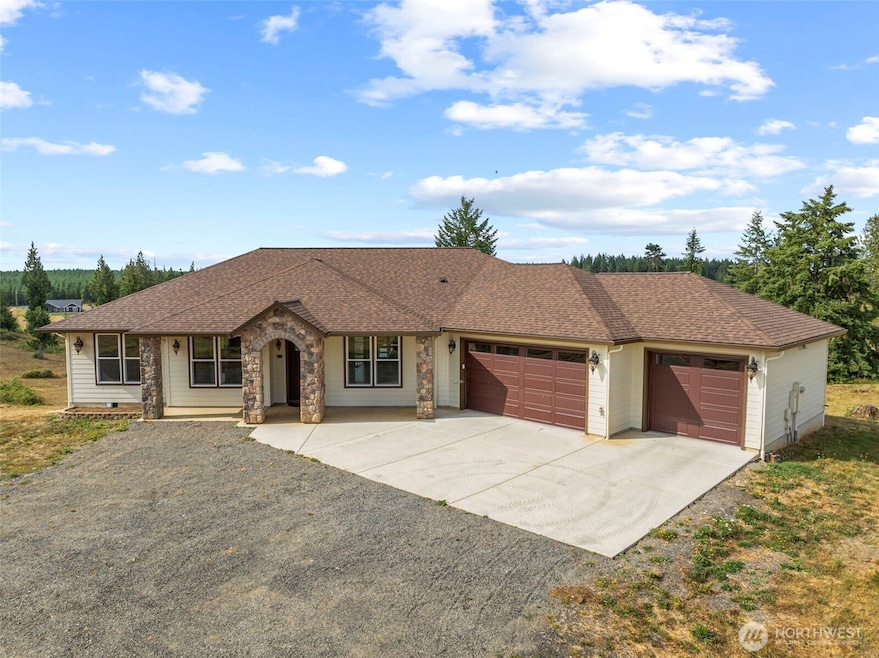 188 Birchfield Pkwy, Onalaska, WA 98570 - photo 1