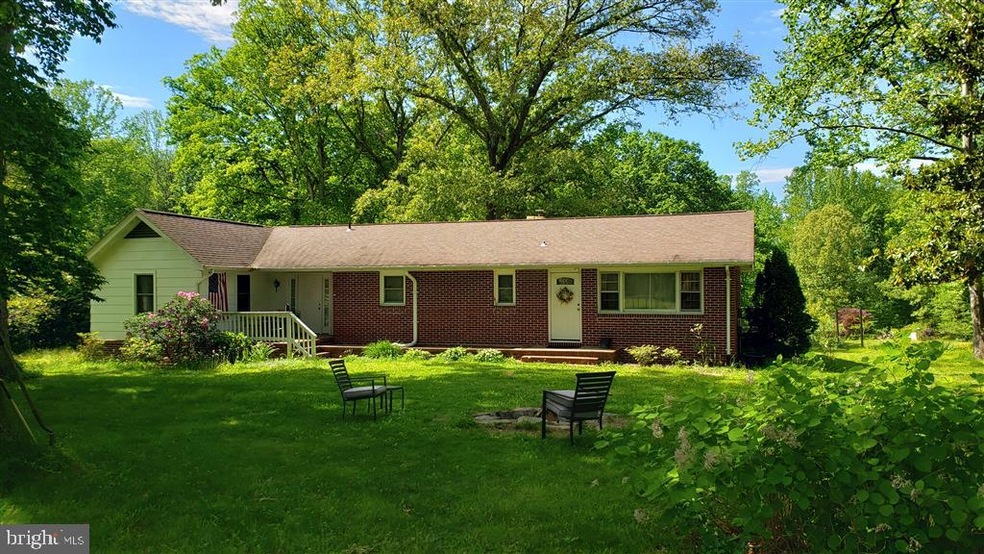 11224 Catharpin Rd, Spotsylvania, VA 22553 - photo 1