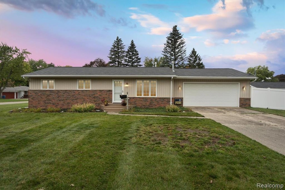 1 Willow Street, Oxford MI
