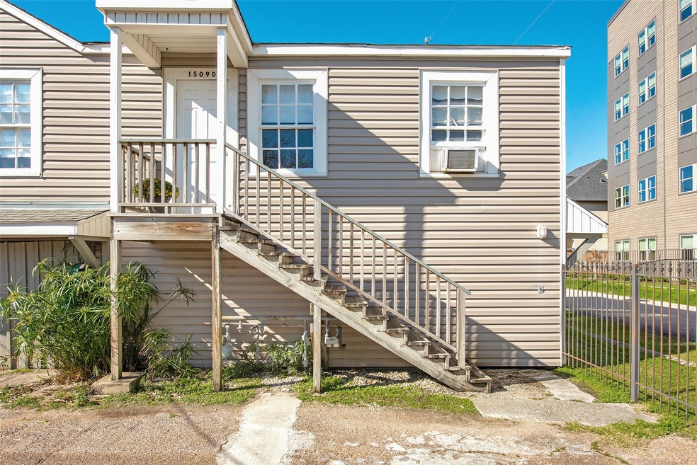 1509 Enid St unit D, Houston, TX 77009 - photo 1