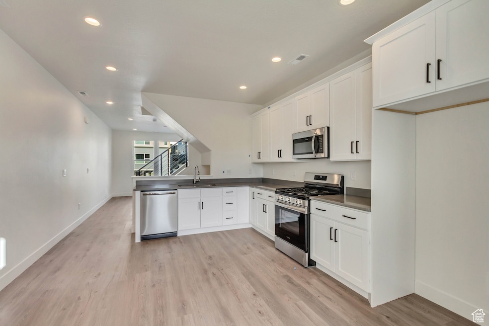 11001 S Freestone Rd unit 112, South Jordan, UT 84009 - photo 1