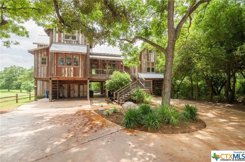 1210 Sleepy Hollow Ln, New Braunfels, TX 78130 - photo 1