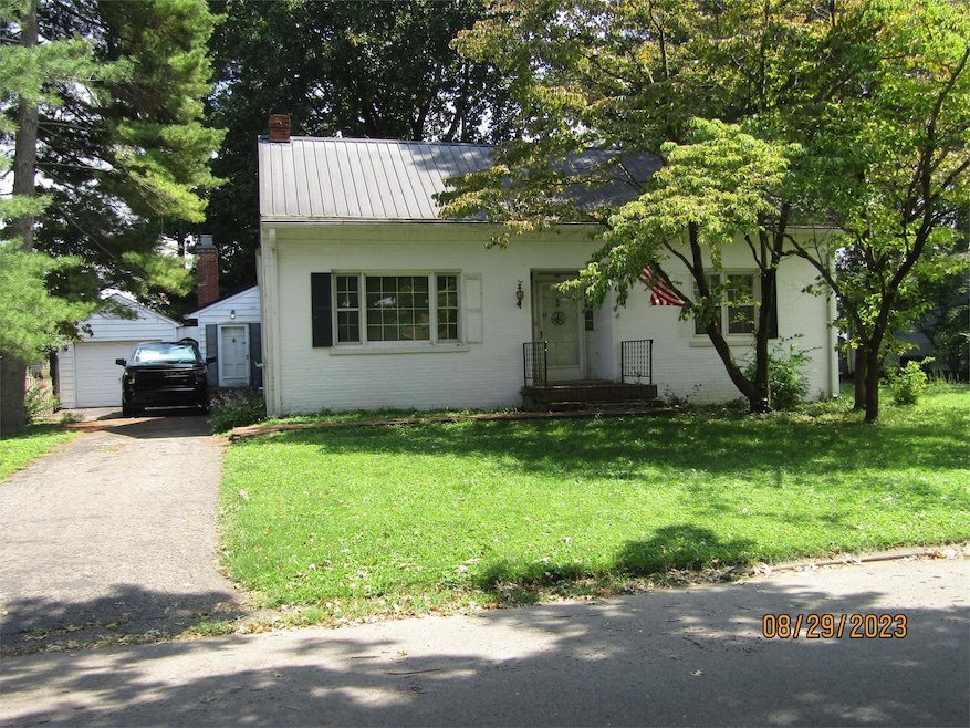 3018 Lynnwood Dr, Paris, KY 40361 - photo 1