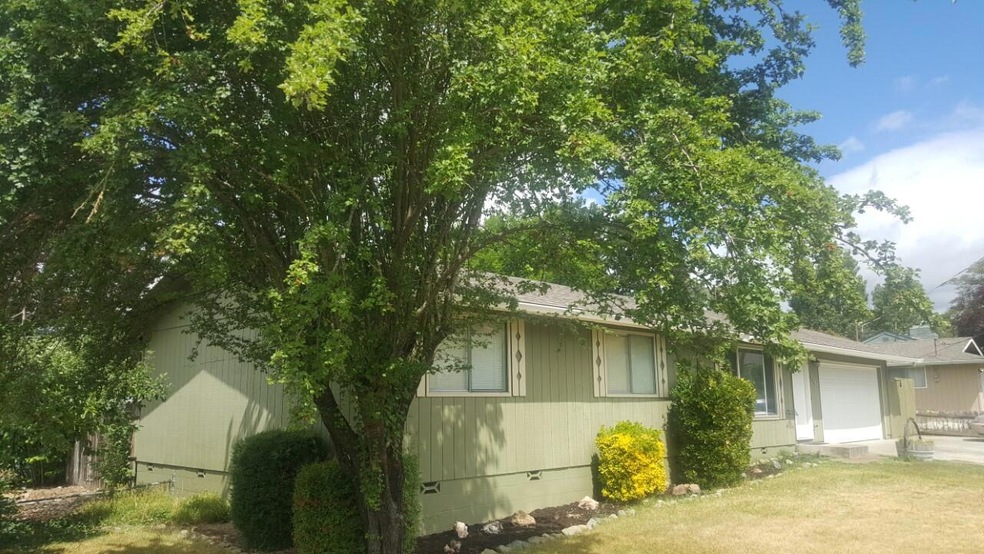 714 NE12th