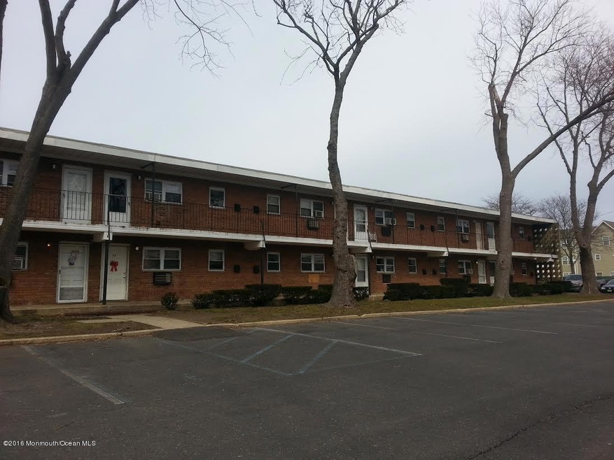 135 Rockwell Ave unit 32, Long Branch, NJ 07740 - photo 1
