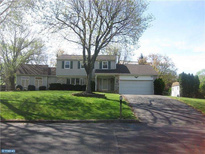 46 Neshaminy Dr, Warminster, PA 18974 - photo 1