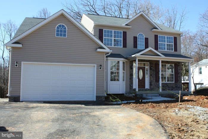 1927 Hill Ave, Parkville, MD 21234 - photo 1