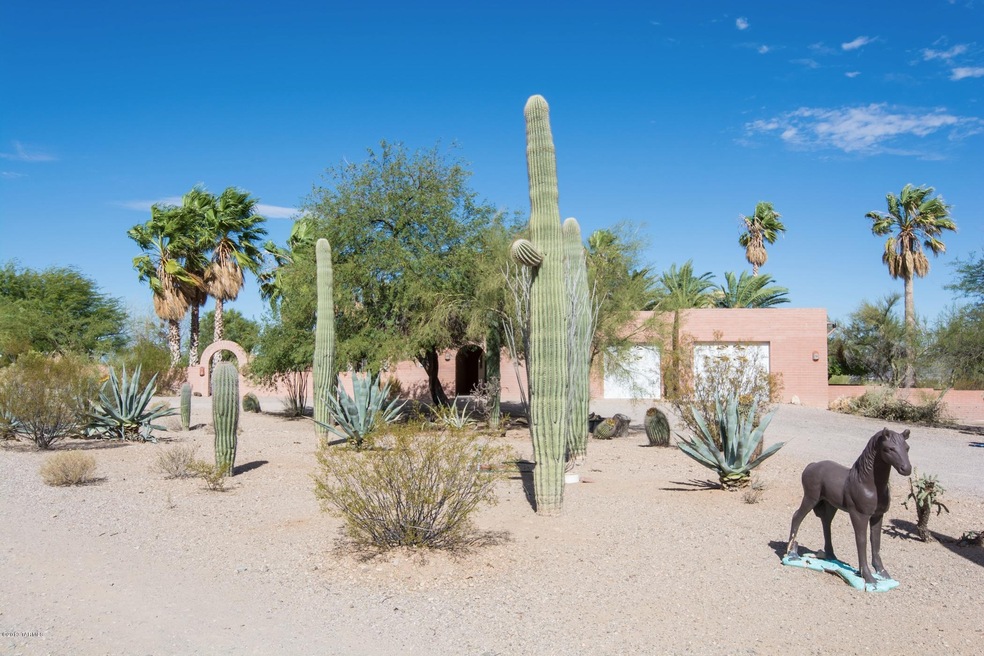 front driveway view