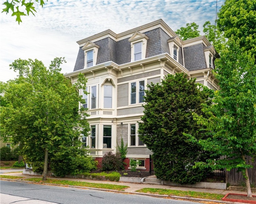 182 Cypress St unit 3, Providence, RI 02906 - photo 1