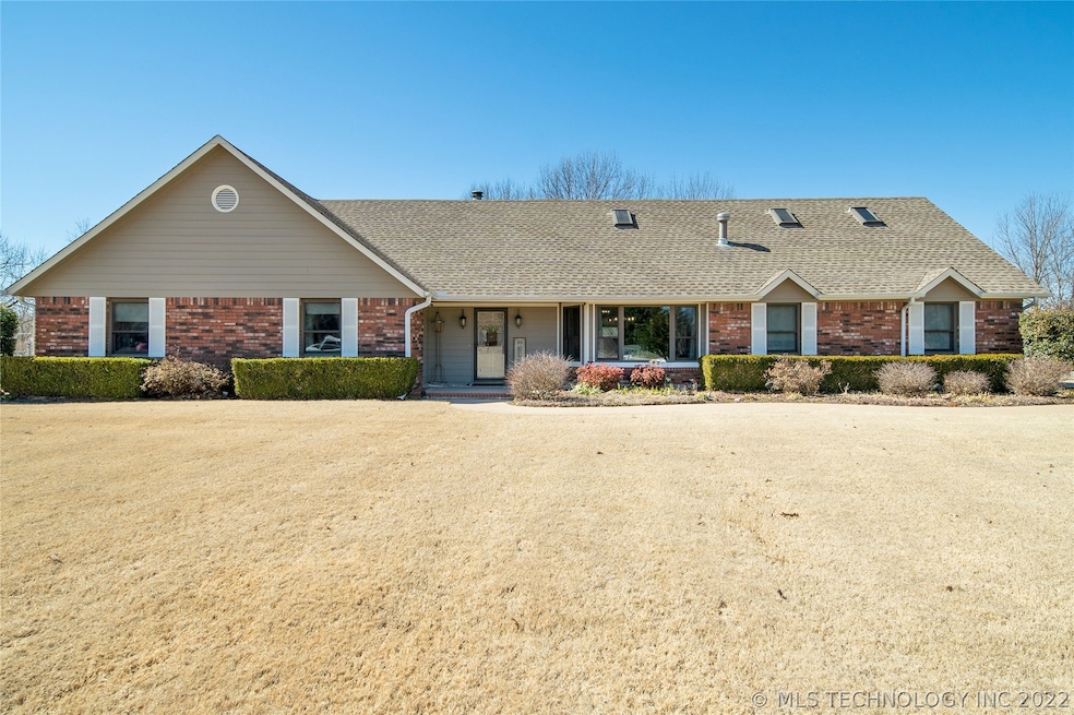 12724 S 200th East Ave, Broken Arrow, OK 74014 - photo 1