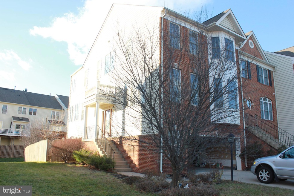 22612 Welborne Manor Square, Ashburn, VA 20148 - photo 1
