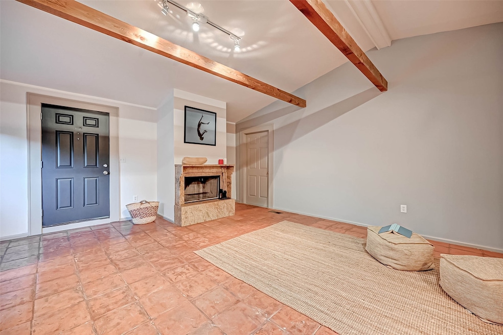 1612 W Alabama St unit B, Houston, TX 77006 - photo 1