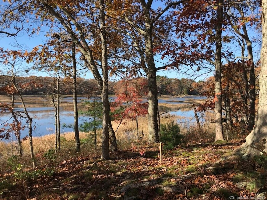 2 Buttonball Rd, Old Lyme, CT 06371 - photo 1