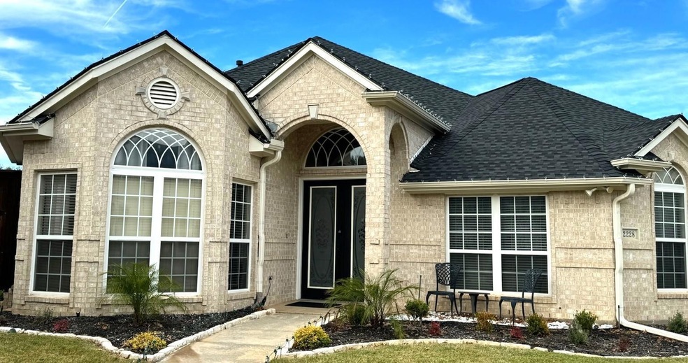 2228 Cachelle Ct, Bedford, TX 76021 - photo 1