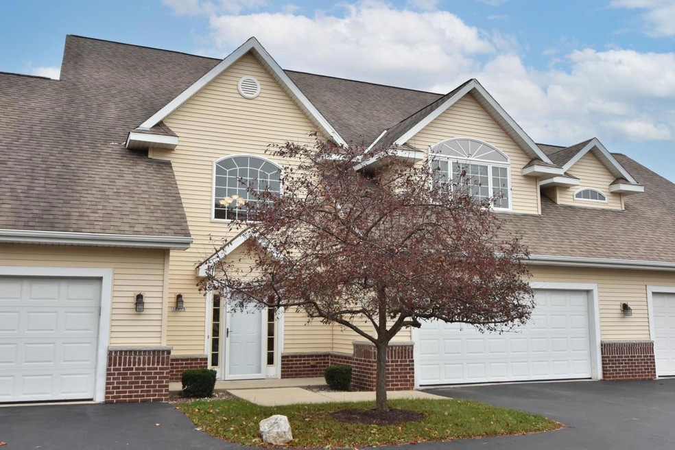 Welcome to Quinlan Ct Condos!