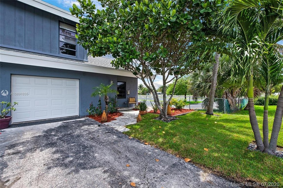 Welcome Home ! 1515 NE 24 ST Wilton Manors