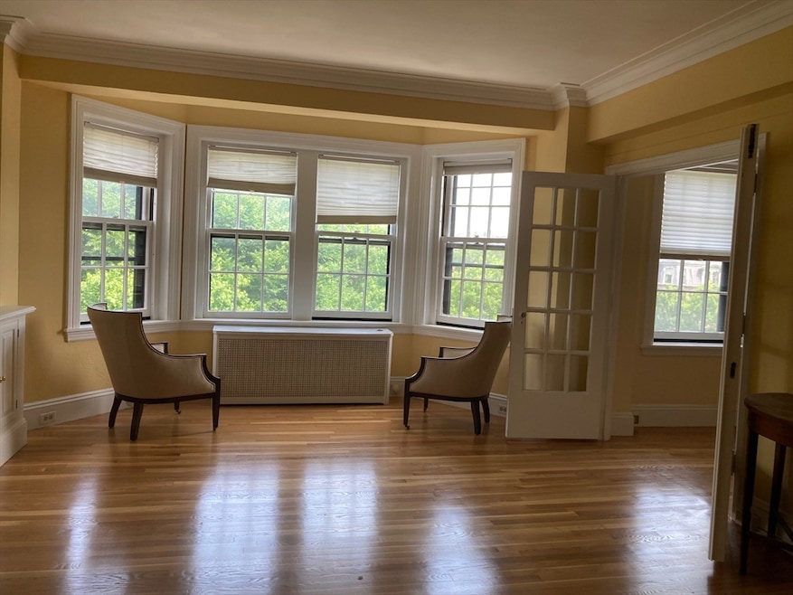 50 Commonwealth Ave unit 601, Boston, MA 02116 - photo 1