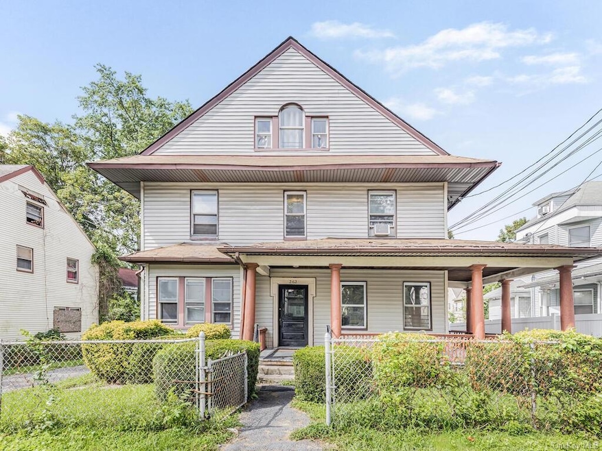 Sold $810,000 • Co-Listing Agent