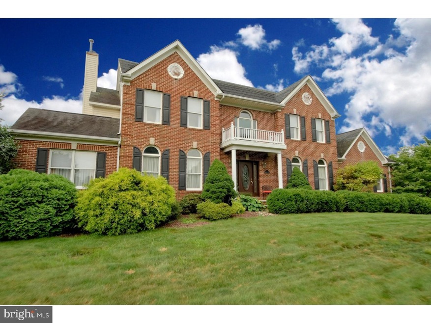 8 Deerfield Trail, Monmouth Junction, NJ 08852 - photo 1