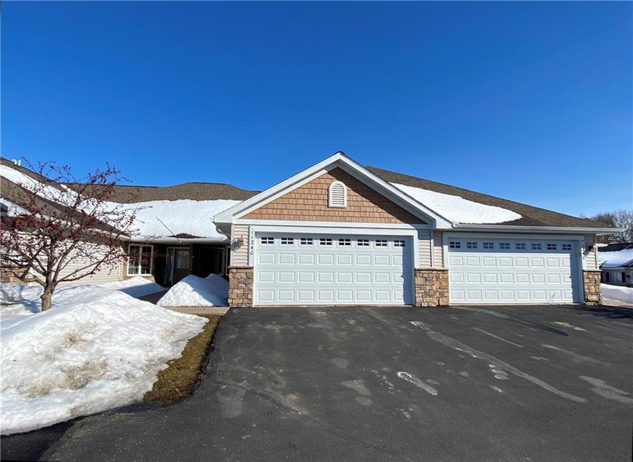 1240 E Orchard Beach Ln unit C, Rice Lake, WI 54868 - photo 1