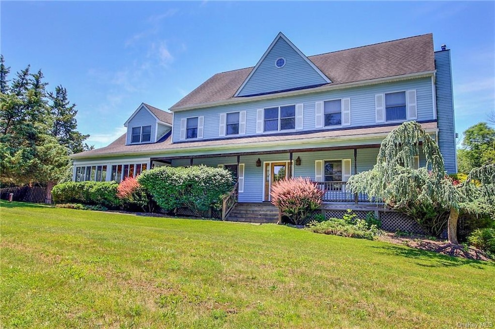 4 Paradise Ln, Warwick, NY 10990 - photo 1