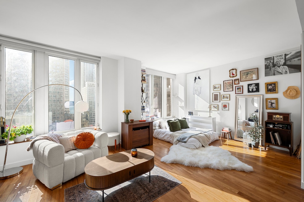 15 William St unit 18D, New York, NY 10005 - photo 1