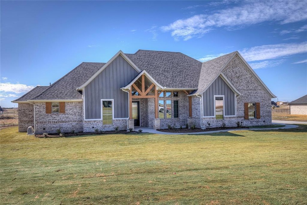 2060 Sunset Hill Ct, Weatherford, TX 76087 - photo 1