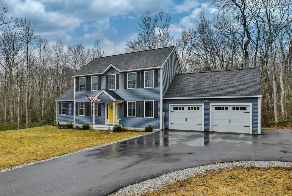 85 Russell Hill Rd, Brookline, NH 03033 - photo 1