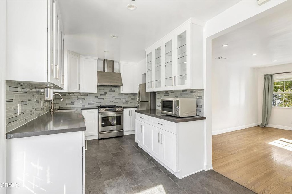 5119 Canoga Ave, Woodland Hills, CA 91364 - photo 1