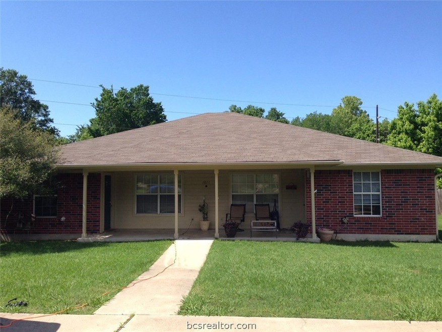 Front of duplex