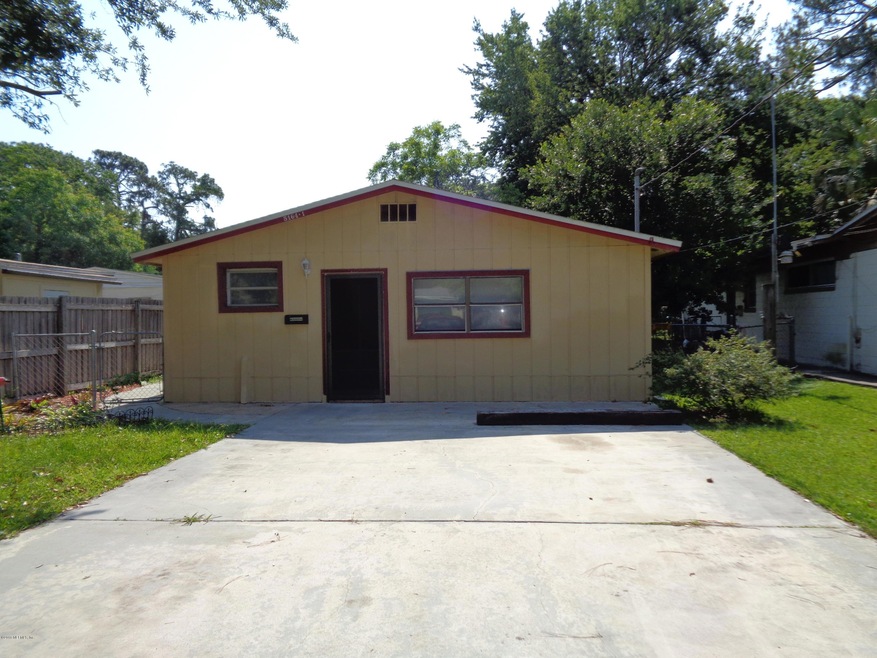 5164 Alpha Ave unit 1 (REAR), Jacksonville, FL 32205 - photo 1