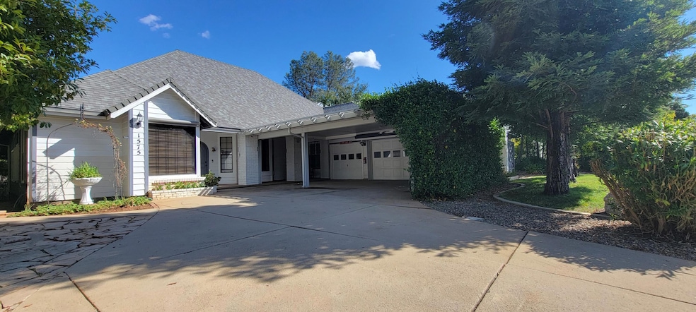 1575 Saint Andrews Dr, Redding, CA 96003 - photo 1