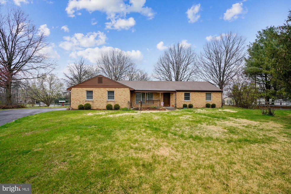 10634 Hesperian Dr, Laurel, MD 20723 - photo 1