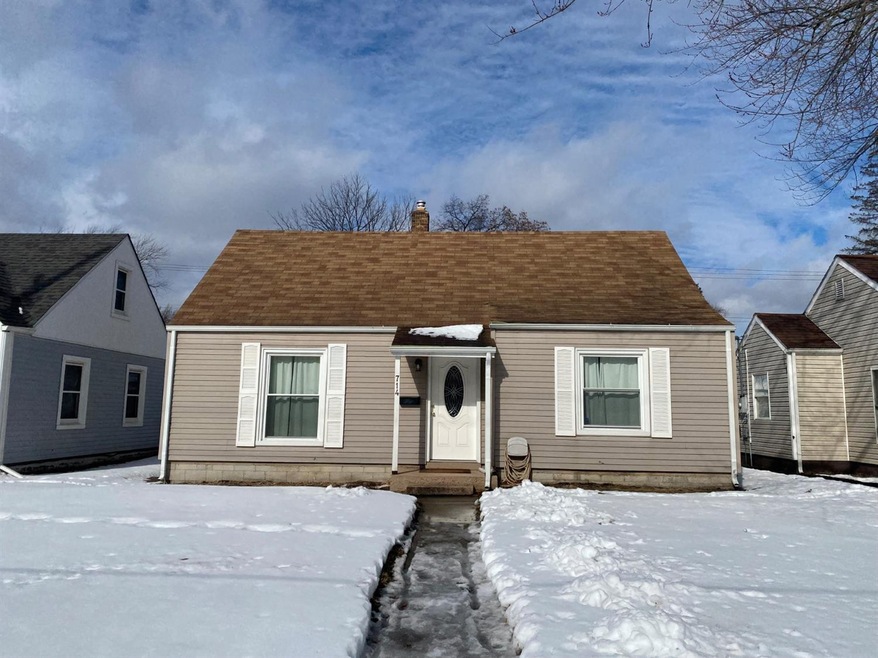 714 W Main St, Griffith, IN 46319 - photo 1