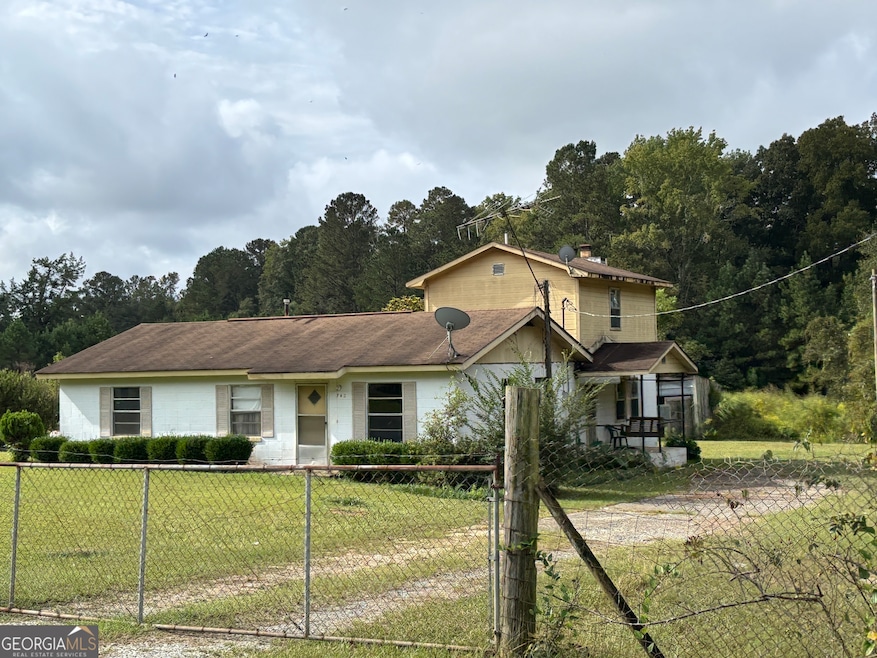 742 Cary Rd, Cochran, GA 31014 - photo 1