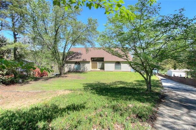 3 bedroom waterfront in Prime Lake Wylie location,