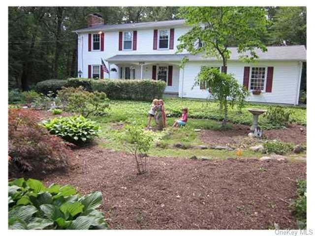 206 Van Houten Fields, West Nyack, NY 10994 - photo 1