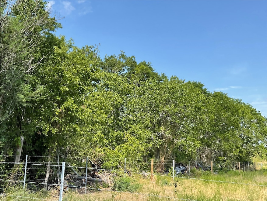 77A North St, Cuero, TX 77954 - photo 1