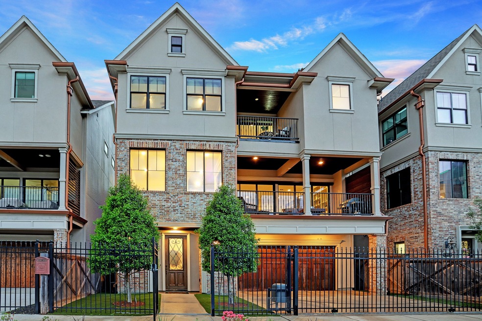 427 E 4th St, Houston, TX 77007 - photo 1