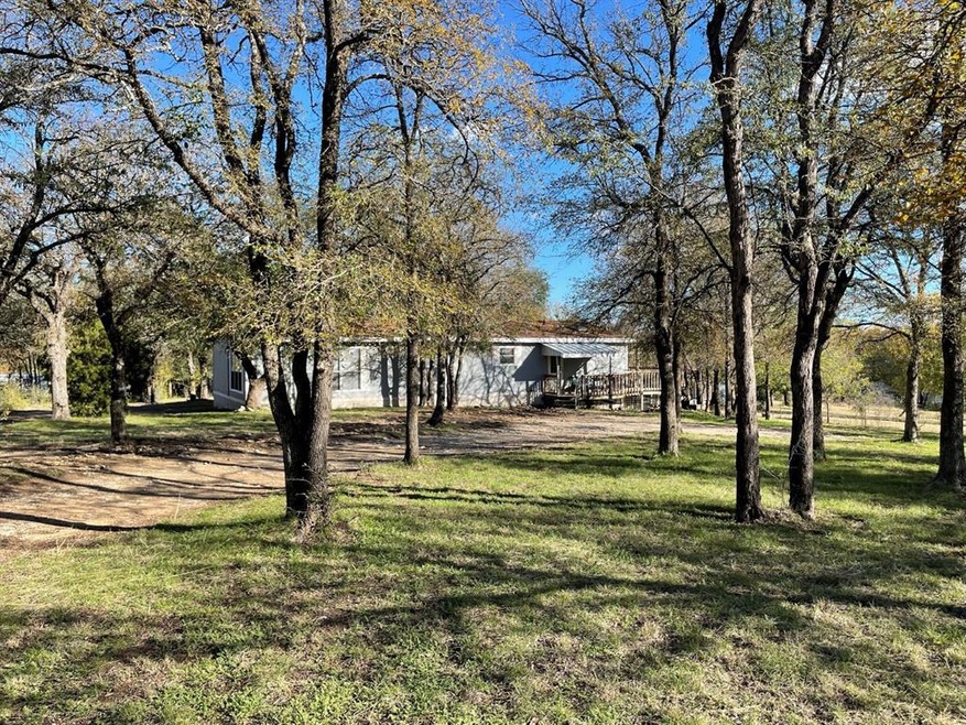 121 Harter Ln, Azle, TX 76020 - photo 1